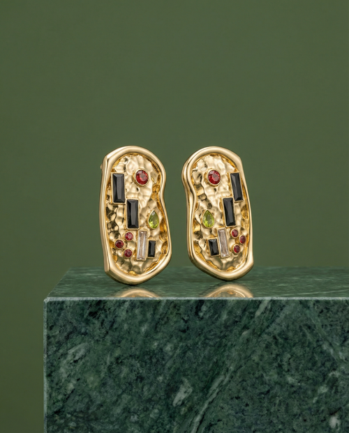 The Kiss Earrings